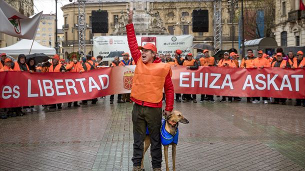 Cabecera de la manifestación de Pamplona. Foto: EFE