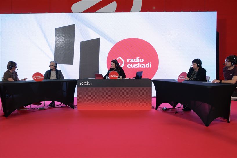 Con invitados especiales