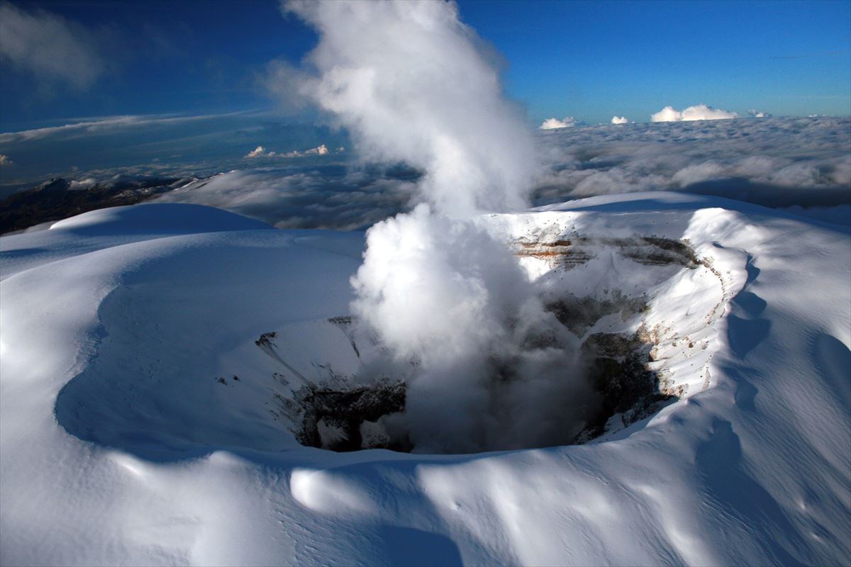 Volcán Nevado del Ruiz. Foto: EFE.