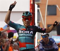 Sergio Higuita se impone en la disputada etapa de Amorebieta-Etxano