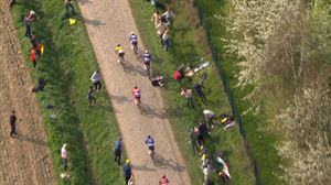 Degenkolb Paris-Roubaixeko garaipenaren lehiatik at utzi duen erorikoa