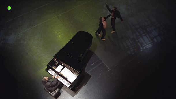 Imagen del espectáculo "Hegalak"