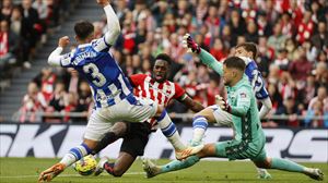 Athleticek mendean hartu du Reala (2-0) eta hiru puntuak poltsikoratu ditu euskal derbian