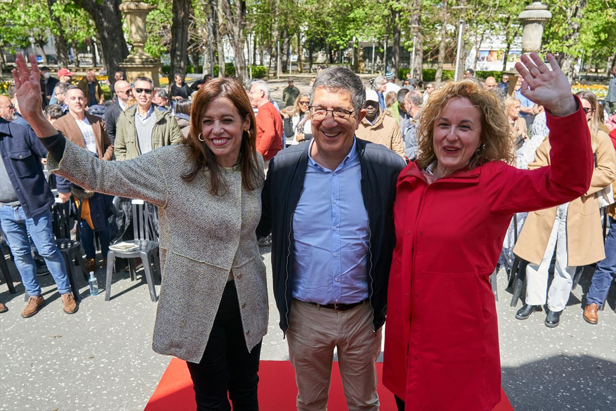 Gonzalez, López y Etxeberria hoy en Vitoria-Gasteiz. Foto: EFE