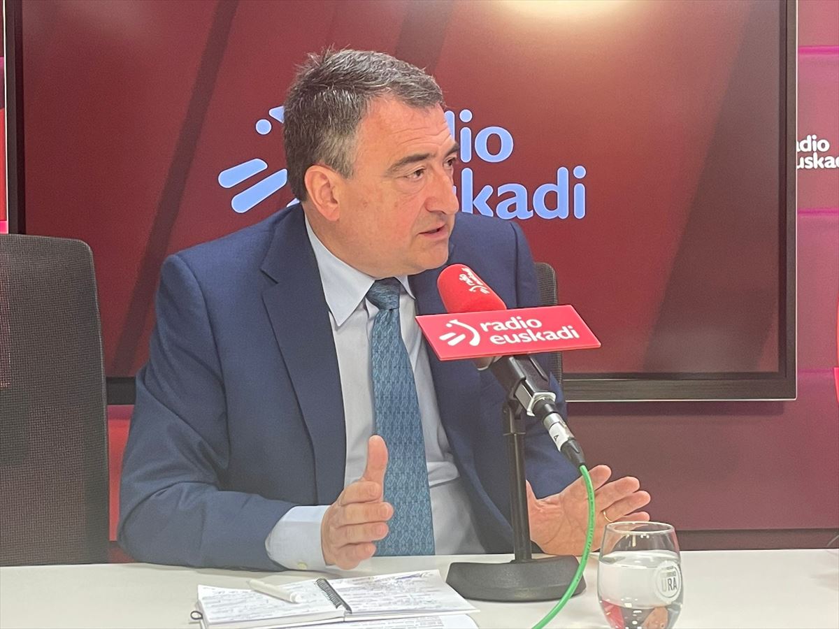 Aitor Esteban, portavoz del PNV en el Congreso de los Diputados, en Radio Euskadi