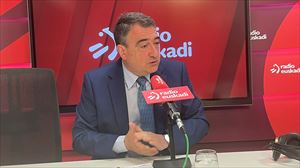 Entrevista a Aitor Esteban en Radio Euskadi