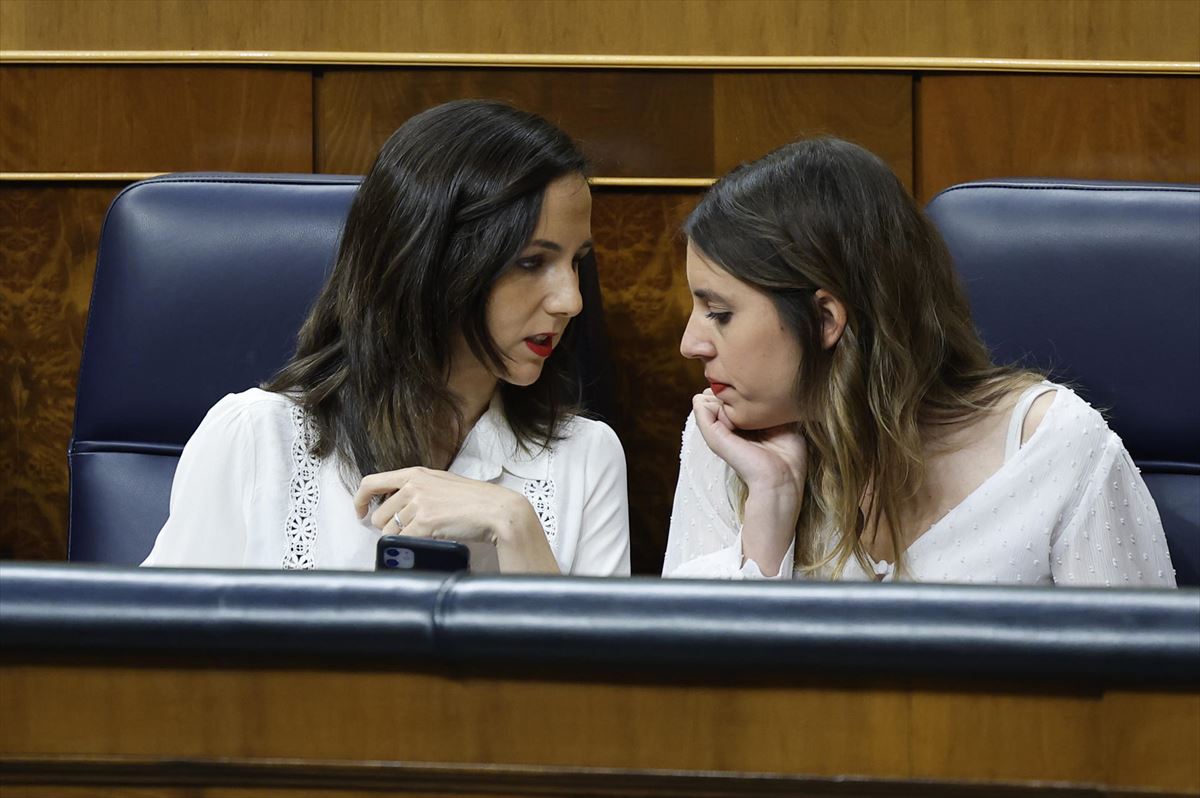 Jone Belarra e Irene Montero, de Podemos, en el Congreso, en una imagen de archivo. Foto: EFE