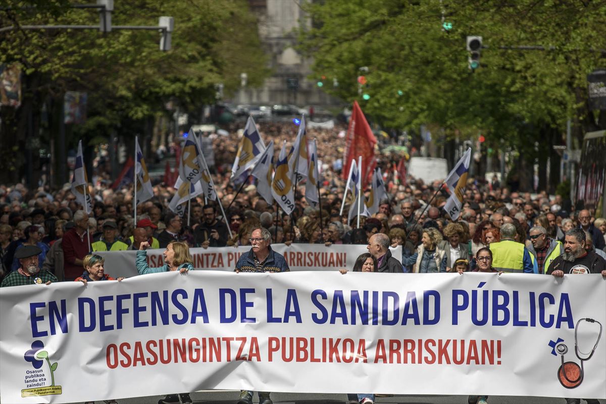 Imagen de la marcha que ha recorrido hoy Bilbao. Foto: Bilgunea Osakidetza