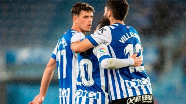 Jugadores del Alavés celebrando un gol