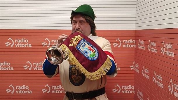 Radio Vitoria inicia la Fiesta con toques de trompeta