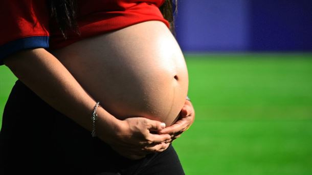 Osakidetza ofrecerá un nuevo cribado prenatal no invasivo para detectar anomalías genéticas en los fetos