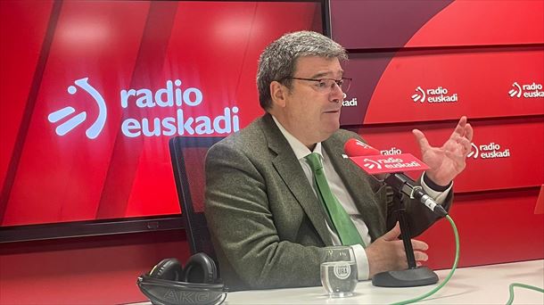 Entrevista a Juan Mari Aburto (EAJ-PNV) en Radio Euskadi