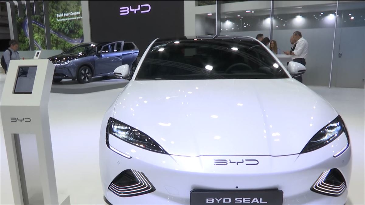 Coche eléctrico de la marca china BYD. Imagen obtenida de un vídeo de archivo de EiTB Media