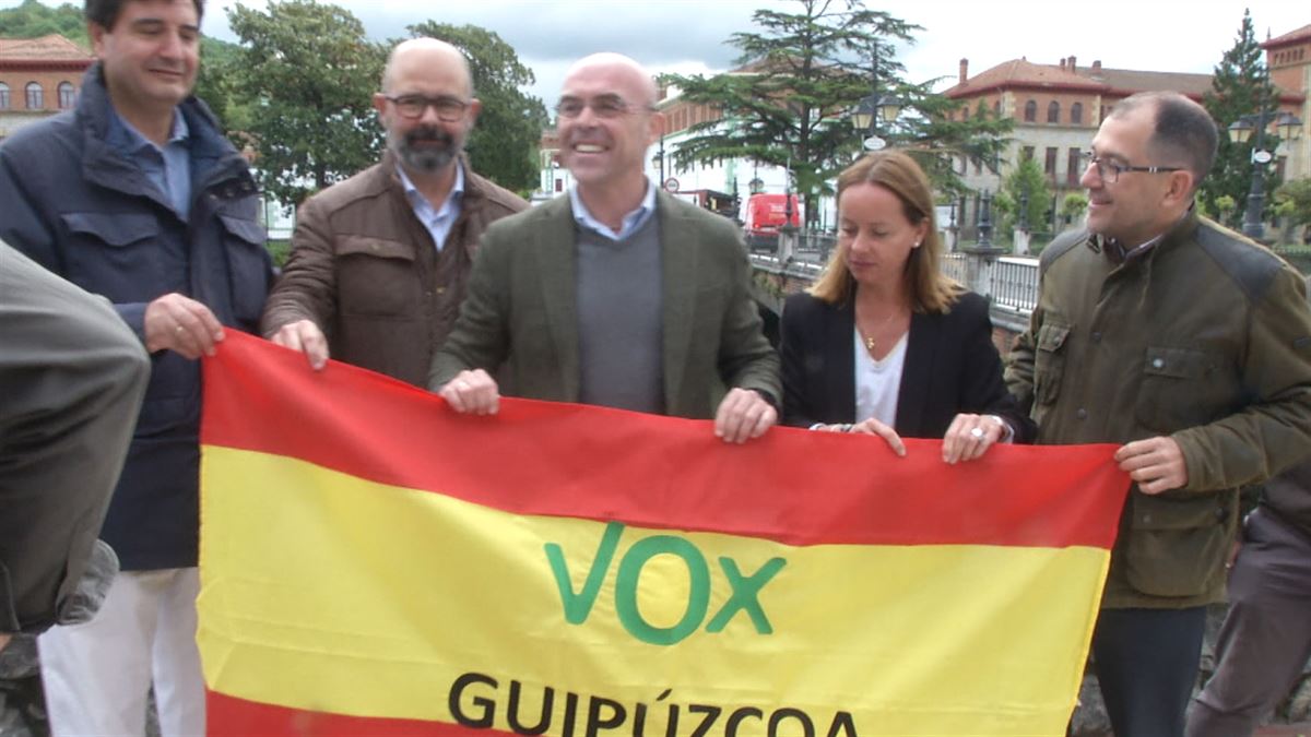 Candidatos de Vox en Donostia. Foto: EITB Media.