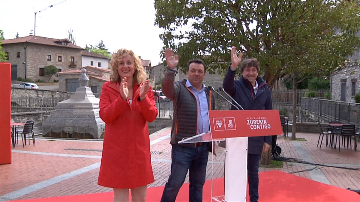 Candidatos del PSE-EE en Iruña de Oca. Foto: EITB Media.