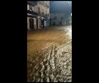 El río Zia se desborda en Bera, provocando daños en bajeras y tiendas