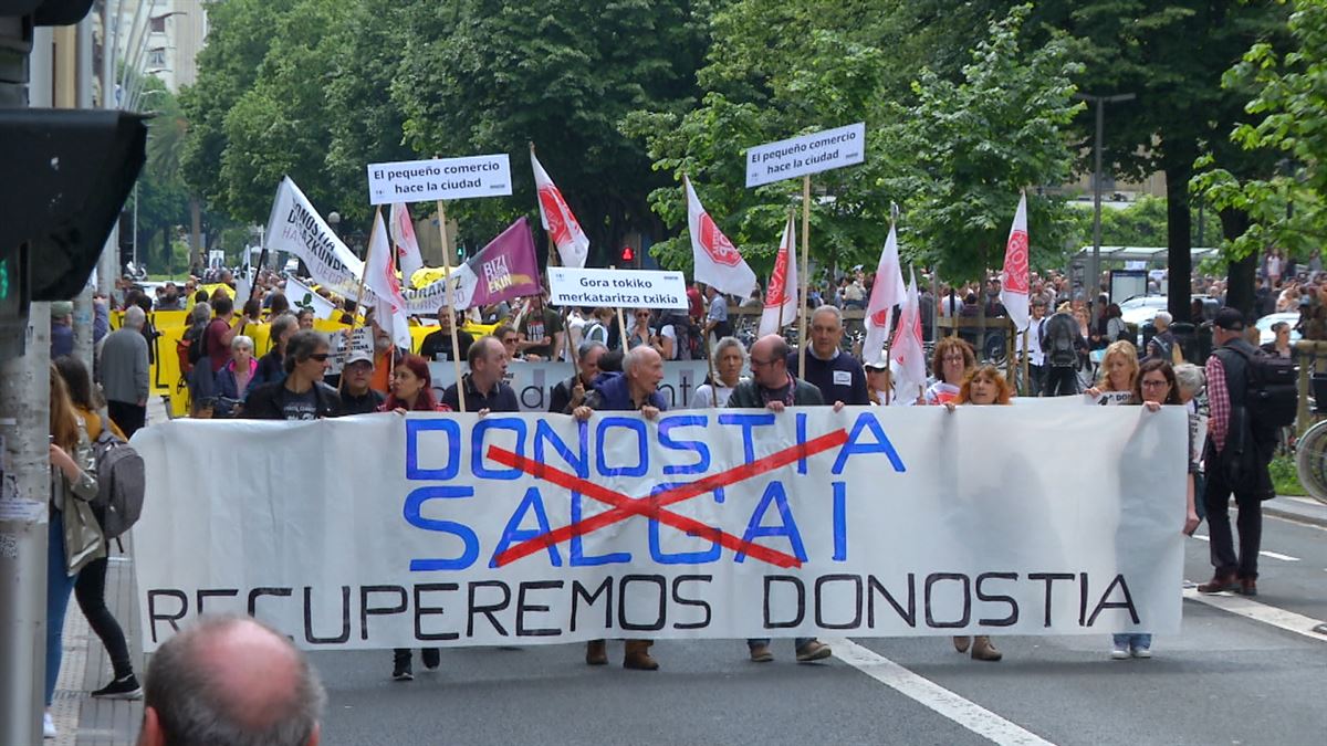 Manifestación en San Sebastián, este domingo. Foto: EITB Media