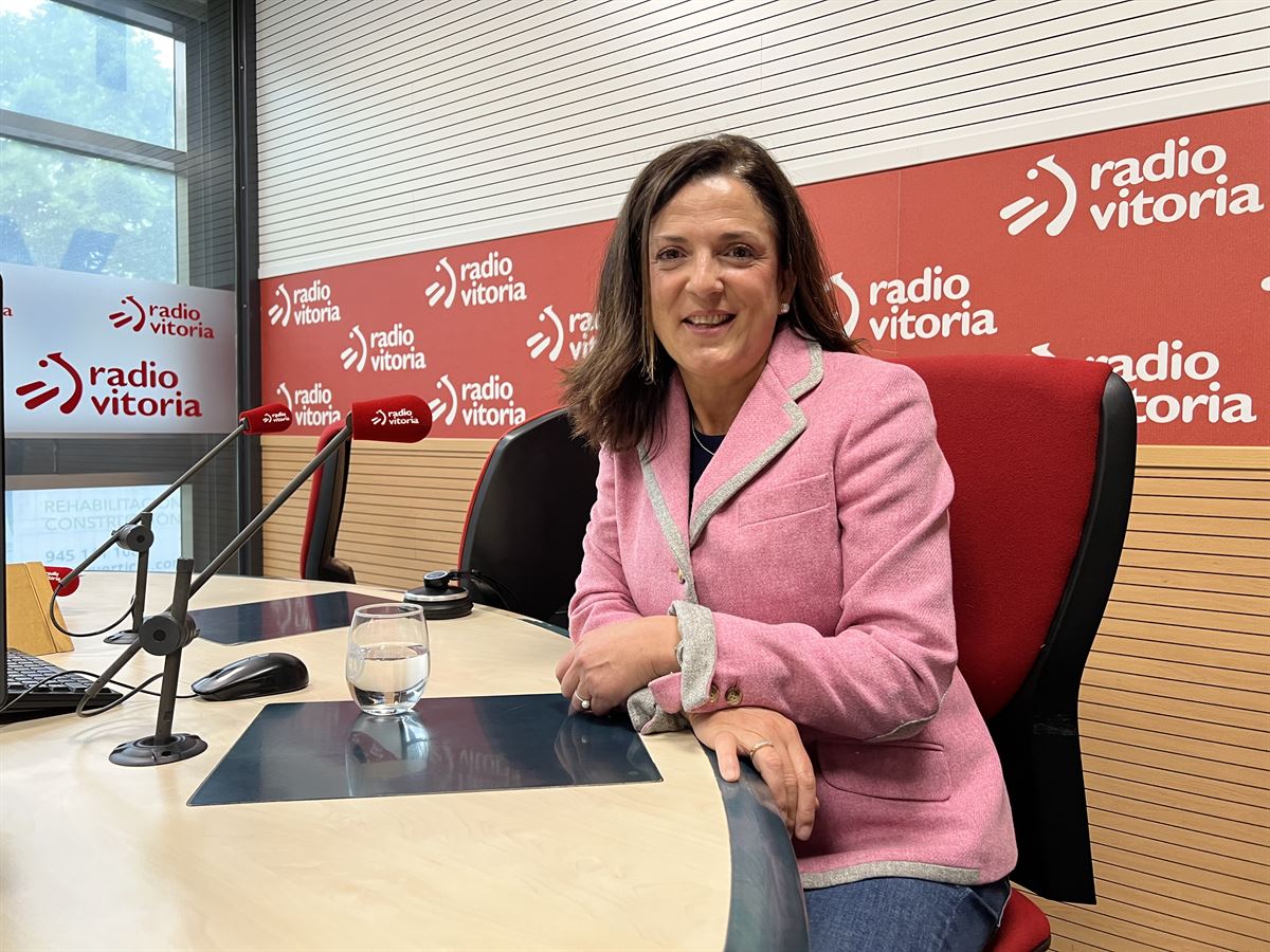 Entrevista electoral a Beatriz Artolazabal, candidata a la alcaldía de  Gasteiz por el PNV