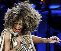 Tina Turner, rock-and-roll musikaren erregina, zendu da