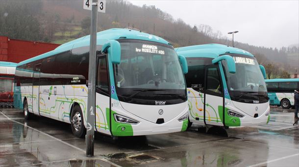 Autobuses de Lurraldebus. Imagen: Lurraldebus