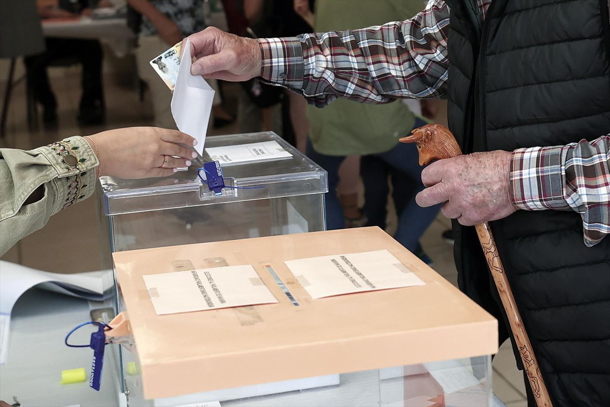 Un puñado de votos virarán al Ayuntamiento de Pamplona a la derecha o a la izquierda