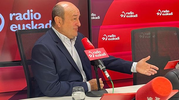 EBBko presidente Andoni Ortuzar Radio Euskadiko ''Boulevard'' saioan