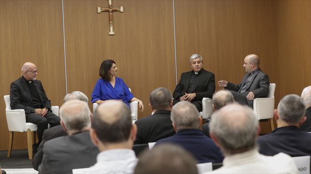 Jornada 'Protección de menores: seguimos caminando', en Madrid. 