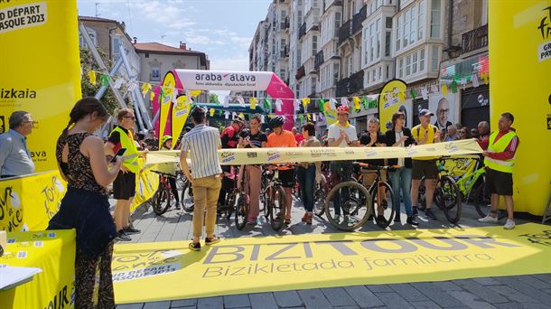 Vitoria-Gasteiz,BiziTour,bicicleta