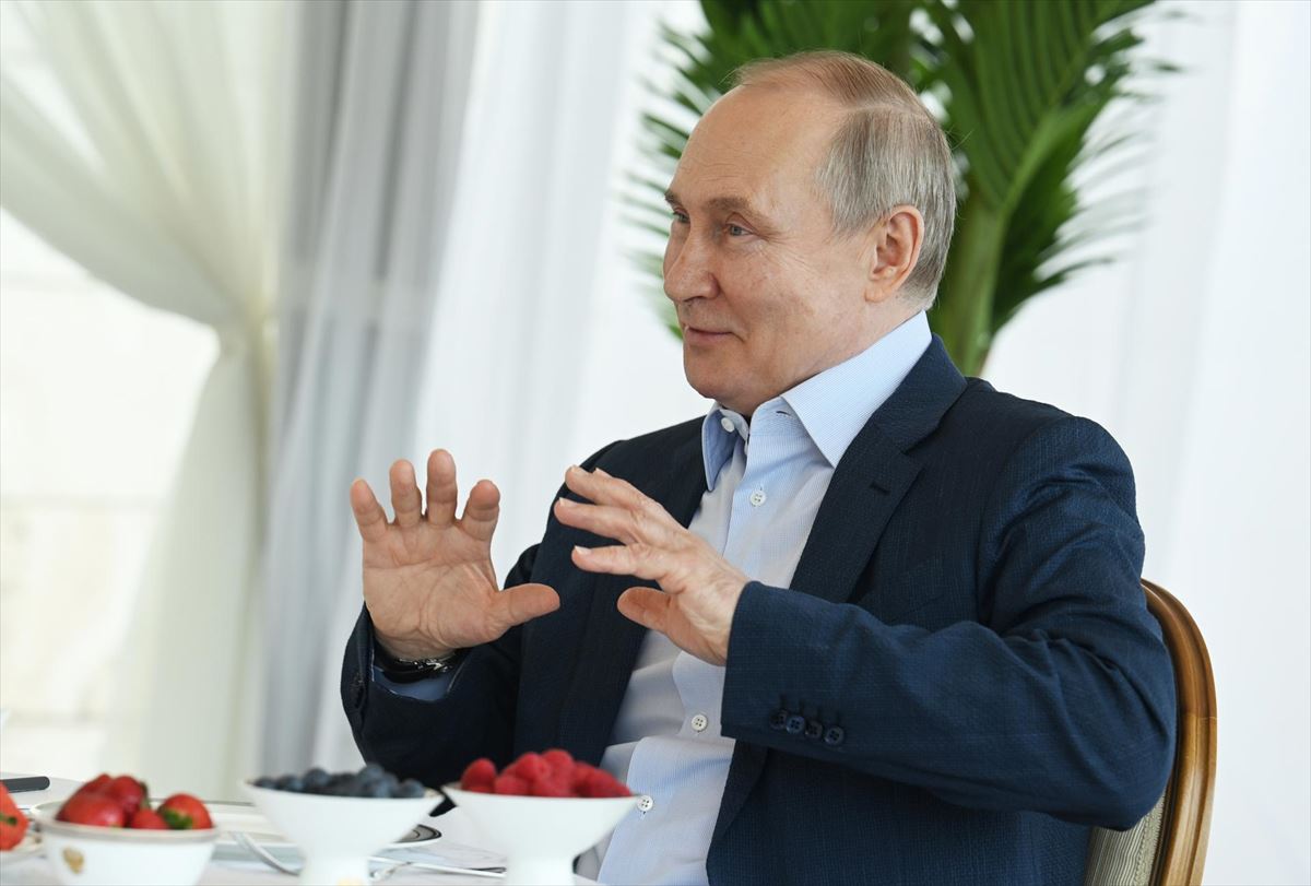 Vladimir Putin, Errusiako presidentea, ostiral honetan. Argazkia: EFE