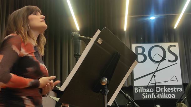 Rozalén, tras cantar 'Xalbadorren Heriotzean' en Bilbao: "Hoy es un día histórico en mi vida"