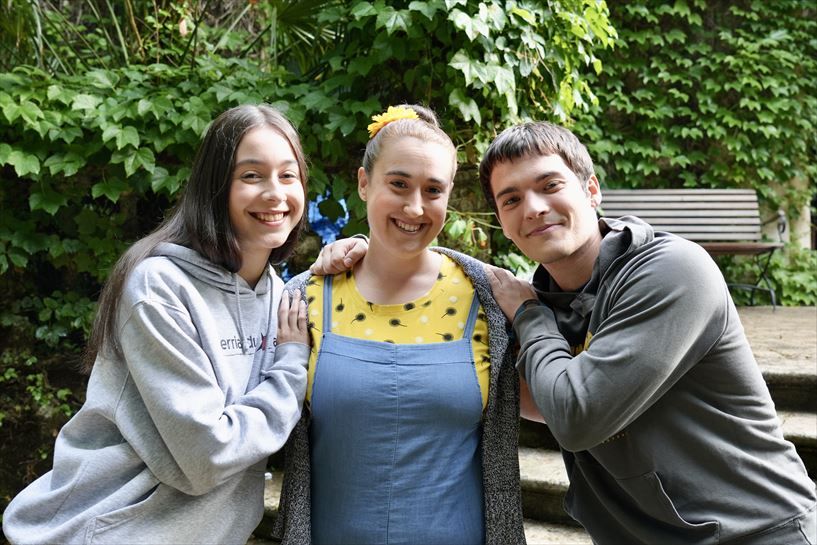 Mikele Arizkorreta, Nerea Arriola eta Unai Arana