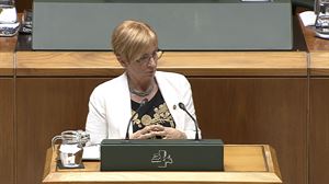 Zaldibarko zabortegiaren egoera okerragoa dela onartu du Tapiak, baina berehalako kalterik ez dagoela esan du