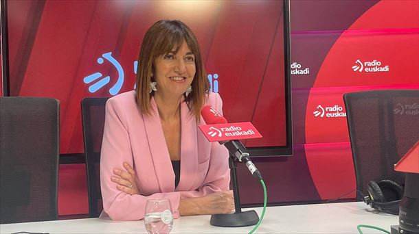 Idoia Mendia en Radio Euskadi. Foto: EITB Media