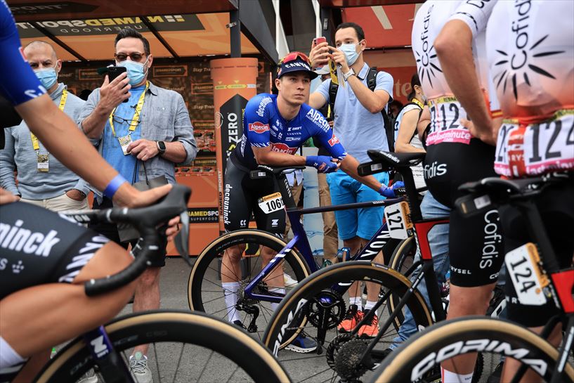 Jasper Philipsen 1. etapan. Argazkia: EFE