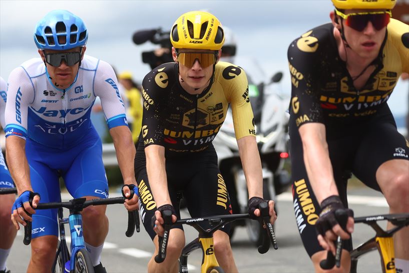 Jonas Vingegaard 2. etapan. Argazkia: EFE