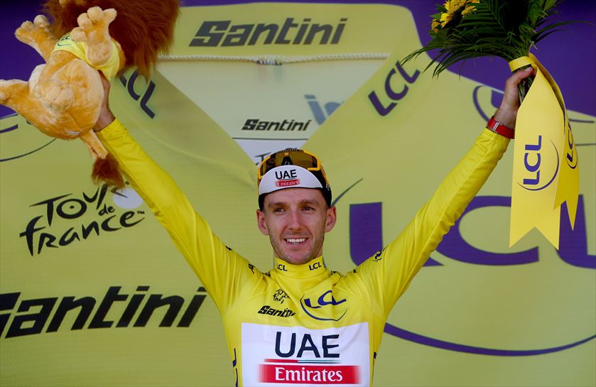 Adam Yates podiumean. Argazkia: EFE