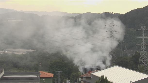 Incendio en Basauri. Imagen obtenida de un vídeo de EITB Media.