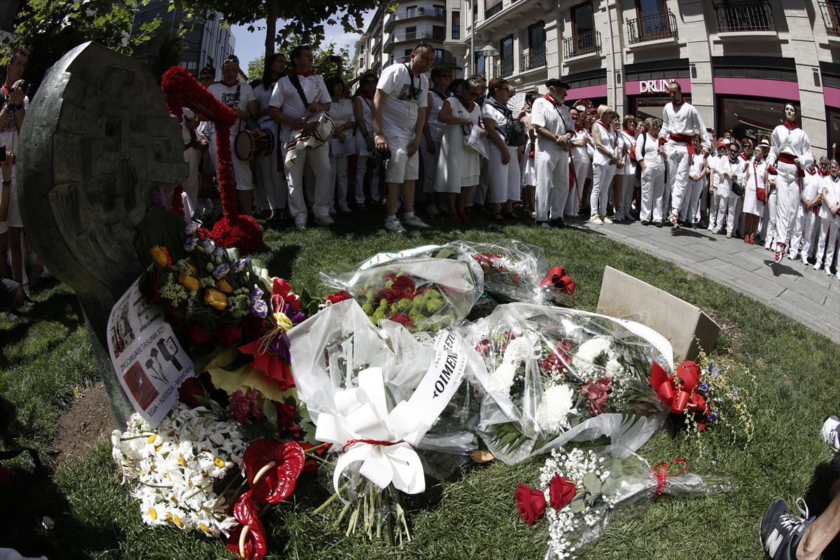 Acto de recuerdo a Germán Rodríguez en Pamplona. Captura de imagen de un vídeo de EITB Media.