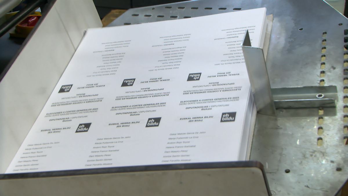 La imprenta Garcinuño trabaja a destajo para imprimir las más de 200&nbsp;000 papeletas de voto por correo