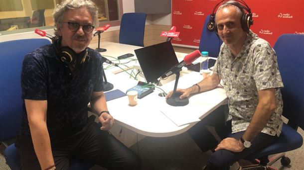 Jose Muniain y Roberto Moso en los estudios de Radio Euskadi. EITB Media.