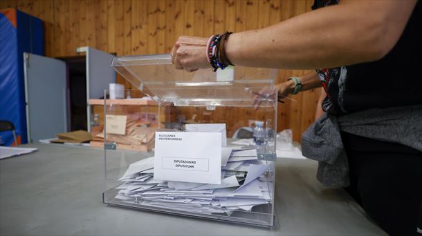 Una urna con votos el pasado 23 de julio. Foto: EFE