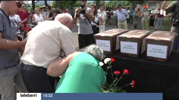 Acto de entrega de los cuerpos