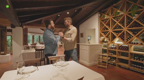 Julius Bienert visita el restaurante Ana Mari en 