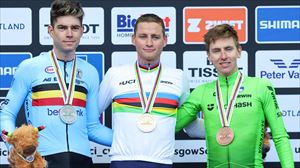 Mathieu van der Poelek irabazi du Glasgowko Munduko Txapelketa, erakustaldia eginda