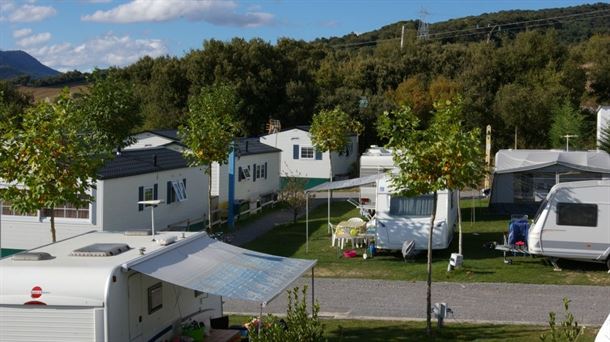 camping, cuadrilla añana, el roble verde