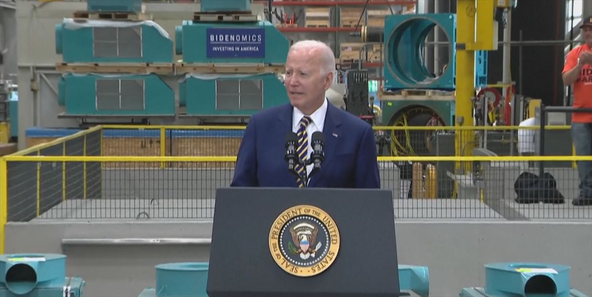 El presidente estadounidense, Joe Biden, en su visita. Imagen obtenida de un vídeo de AFP