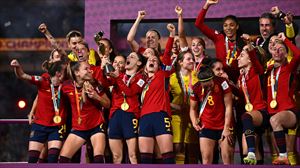 Irene Paredes y Oihane Hernández, campeonas del mundo con la selección española