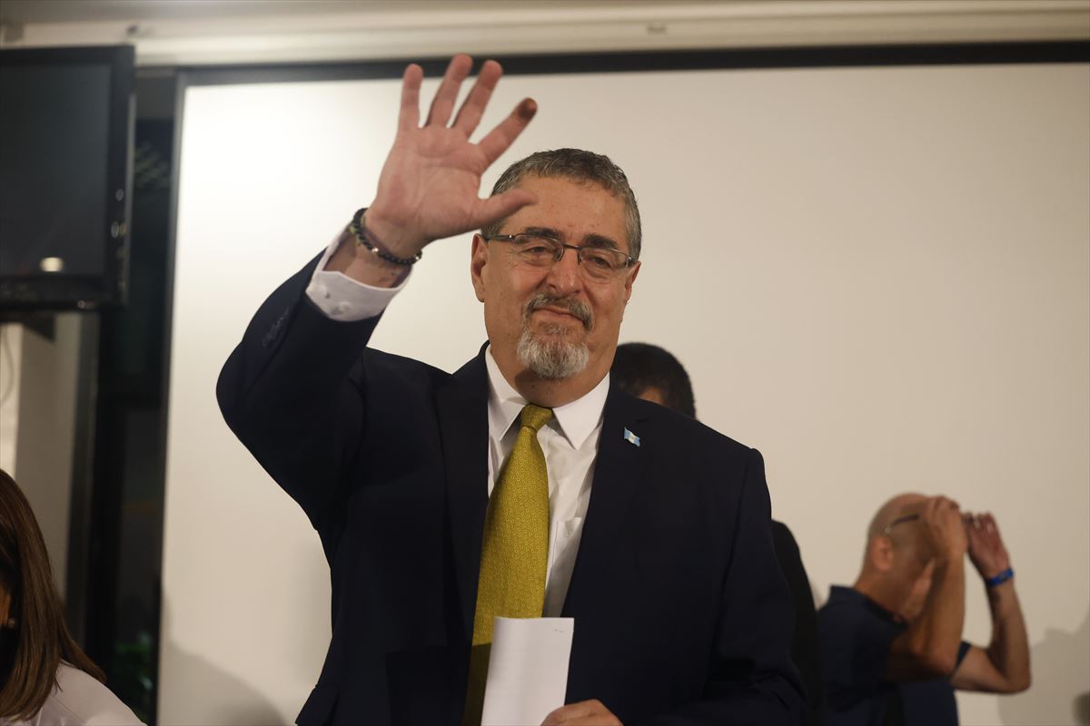 Bernardo Arévalo en la noche electoral. Foto: EFE.