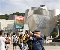 Crece el turista internacional en Euskadi y ya representa el 45 % del total