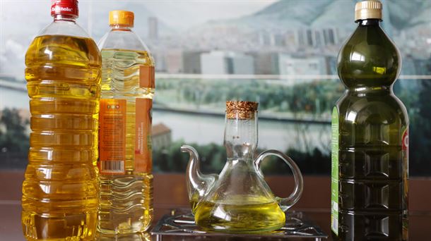 Se suprime el IVA del aceite de oliva para afrontar los elevados precios de este producto.